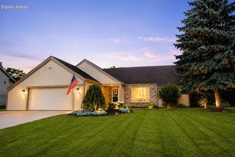 w226n2555 Oakwood, Waukesha, WI 53186