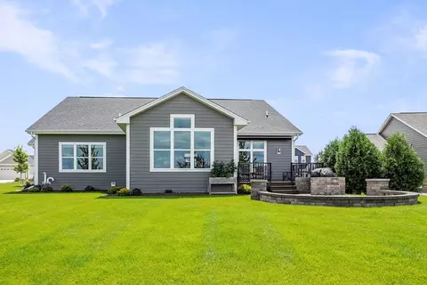 Exterior - 2929 Mendota, Summit, WI 53066 photo 4 of 13