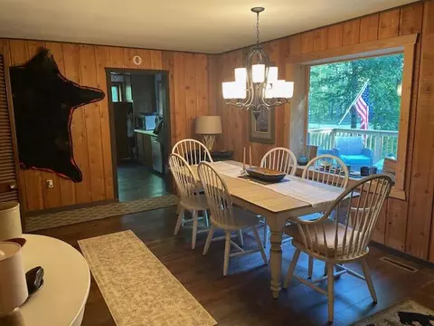 Dining - W6230 Olivia, Crivitz, WI 54114 photo 4 of 4