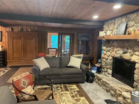 Living - W6230 Olivia, Crivitz, WI 54114 photo 3 of 6