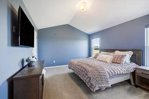 Bedroom - 35123 Yahara, Summit, WI 53066 photo 1 of 5
