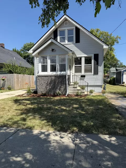 5229 33rd, Kenosha, WI 53144