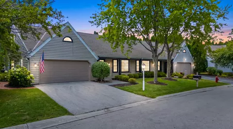 945 W Shaker, Mequon, WI 53092