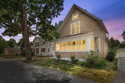 320 Buchner, Waukesha, WI 53186