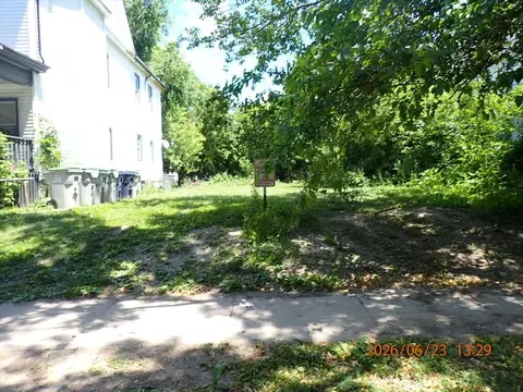 2134 N 16 #2136, Milwaukee, WI 53205