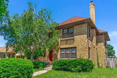 2704 N 46th, Milwaukee, WI 53210