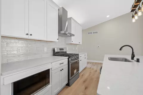 Kitchen - 772 Eastern, West Bend, WI 53095 photo 3 of 4