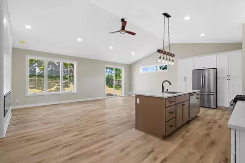 Living - 772 Eastern, West Bend, WI 53095 photo 1 of 5