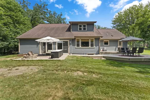 Exterior - 717 St Johns, Delafield, WI 53018 photo 6 of 11