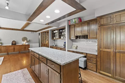 Kitchen - 717 St Johns, Delafield, WI 53018 photo 3 of 4