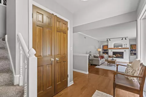 Entry Way - 717 St Johns, Delafield, WI 53018 photo 2 of 3