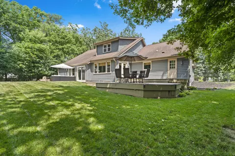 Exterior - 717 St Johns, Delafield, WI 53018 photo 5 of 11