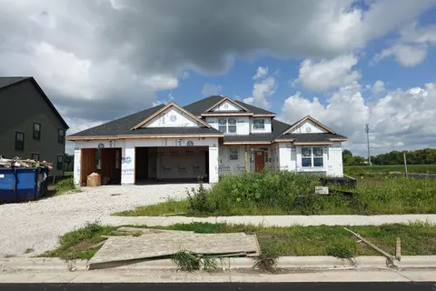 1742 Switchgrass, Oconomowoc, WI 53066