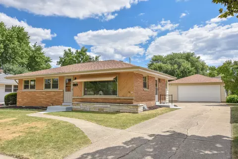 3762 S 77th, Milwaukee, WI 53220