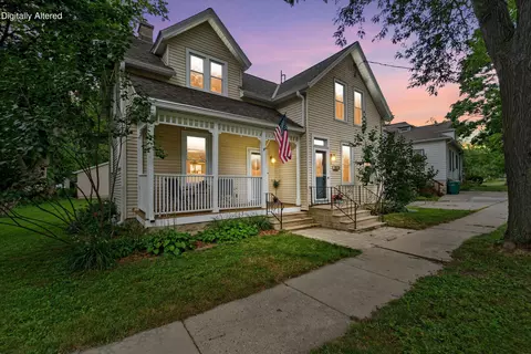 w58n455 Hilbert, Cedarburg, WI 53012