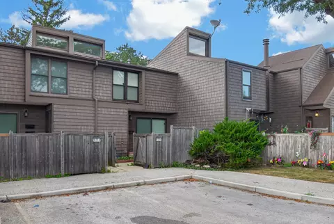 9256 N 70th, Milwaukee, WI 53223