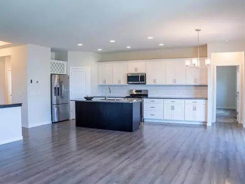 Kitchen - 534 Foxfield, Oregon, WI 53575 photo 2 of 3