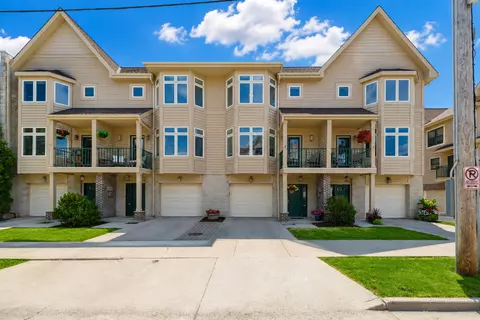 1712 N Marshall, Milwaukee, WI 53202