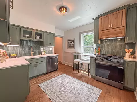 1743 E Bennett, Milwaukee, WI 53207