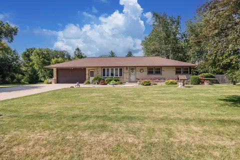 n58w21816 Maclynn, Menomonee Falls, WI 53051