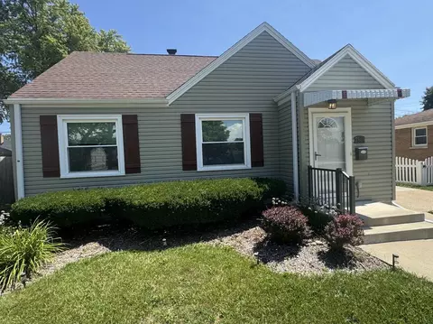 7549 31st, Kenosha, WI 53142