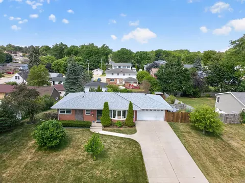 704 Roosevelt, Mount Pleasant, WI 53406