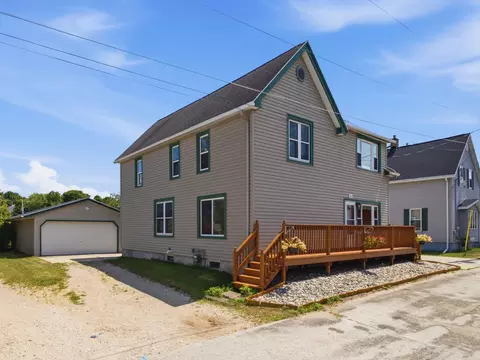111 S 3rd, Saint Nazianz, WI 54232