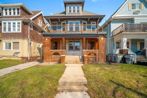 1914 N 48th #1916, Milwaukee, WI 53208