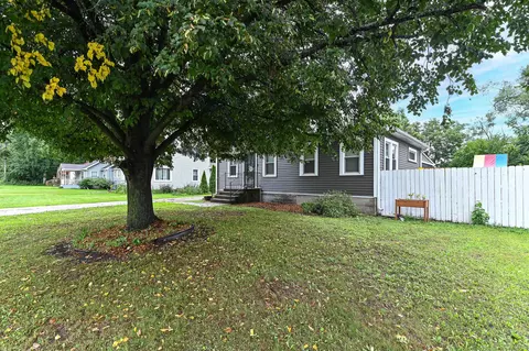 Exterior - 1610 Manchester, Beloit, WI 53511 photo 6 of 11