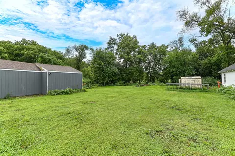 Exterior - 1610 Manchester, Beloit, WI 53511 photo 7 of 11