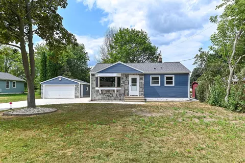 w190s7635 Circle, Muskego, WI 53150