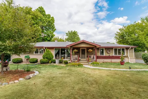 3650 S Wollmer, Greenfield, WI 53228