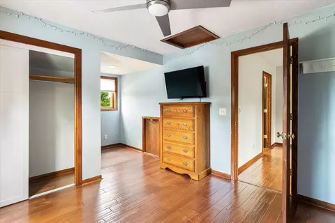 Bedroom - 1430 Willow, La Crescent, MN 55947 photo 4 of 6