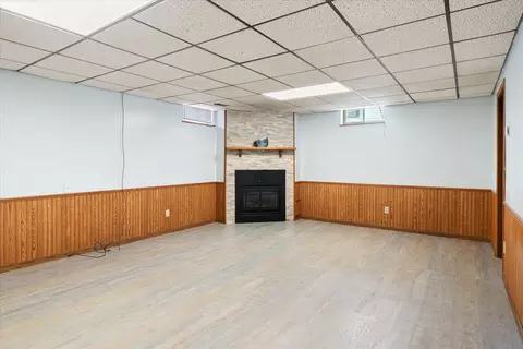 Living - 1430 Willow, La Crescent, MN 55947 photo 2 of 2