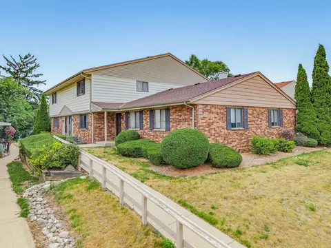 9442 W Maple, West Allis, WI 53214
