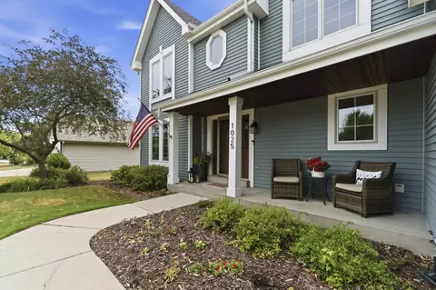 1025 E Mdw, Oak Creek, WI 53154