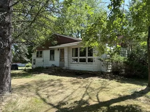 n4890 Schwalla Drive, Porterfield, WI 54159