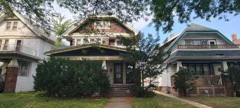 3859 N 24th #3861, Milwaukee, WI 53206
