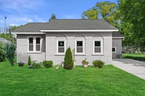 9013 26th, Kenosha, WI 53143