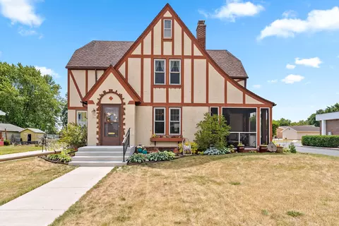 421 Manitowoc, Reedsville, WI 54230