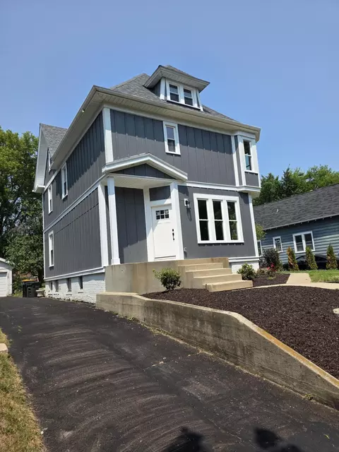 5804 W Michigan, Wauwatosa, WI 53213