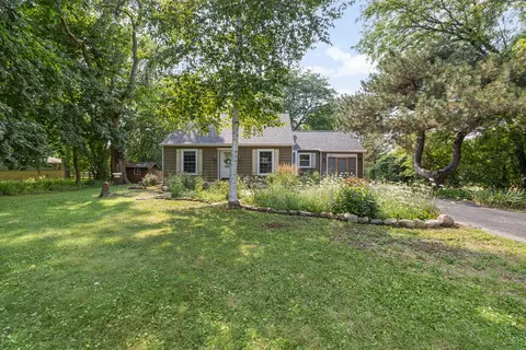 w278n2147 Lakeview, Pewaukee, WI 53072