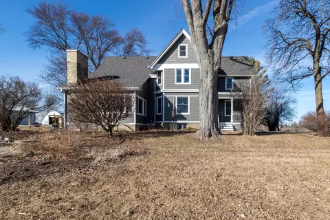 1615 Ulao, Grafton, WI 53024