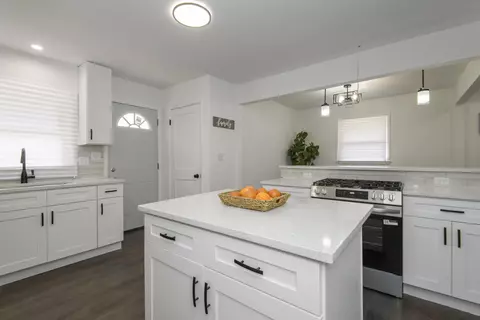 4808 S 24th, Milwaukee, WI 53221