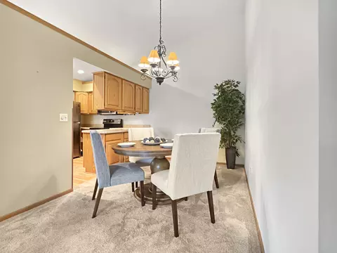 Dining - 2264 Circle Rdg #D, Delafield, WI 53018 photo 1 of 2