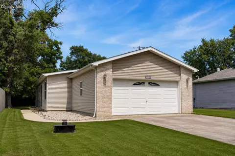 30450 76th, Salem Lakes, WI 53168