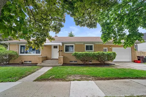 1201 S 19th, Manitowoc, WI 54220