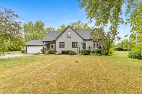 10403 S Chicago, Oak Creek, WI 53154