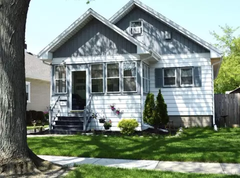 7208 34th, Kenosha, WI 53142