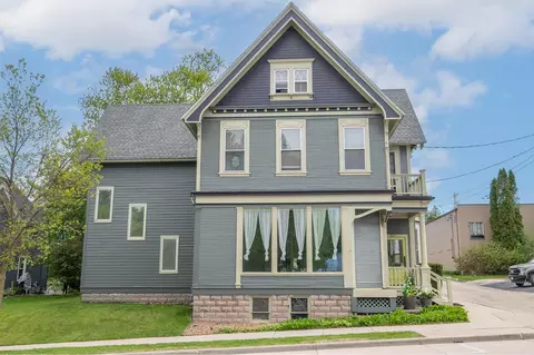 531 W Grand, Port Washington, WI 53074